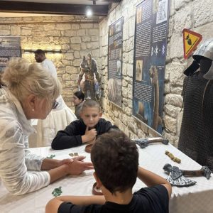 Музейната образователна програма „От Египет… до Скандинавия“ става мобилна – ще пътешества из училищата в Лудогорието